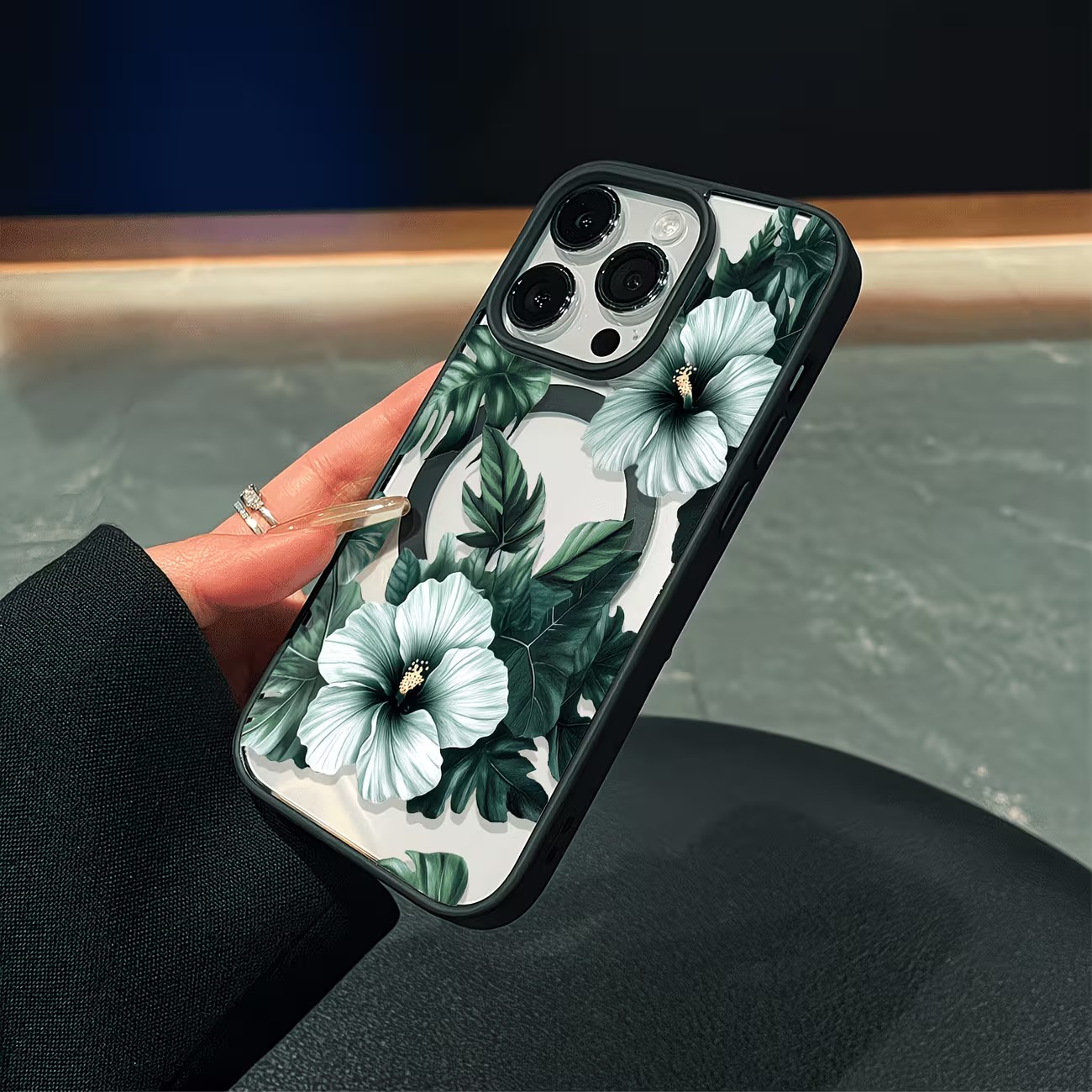 Green Floral Print Phone Case  - Apple Iphone 15 recension och pris